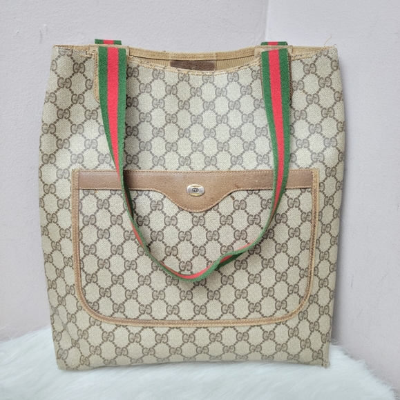 Gucci Handbags - 100% Authentic GUCCI vintage web sherry line tote